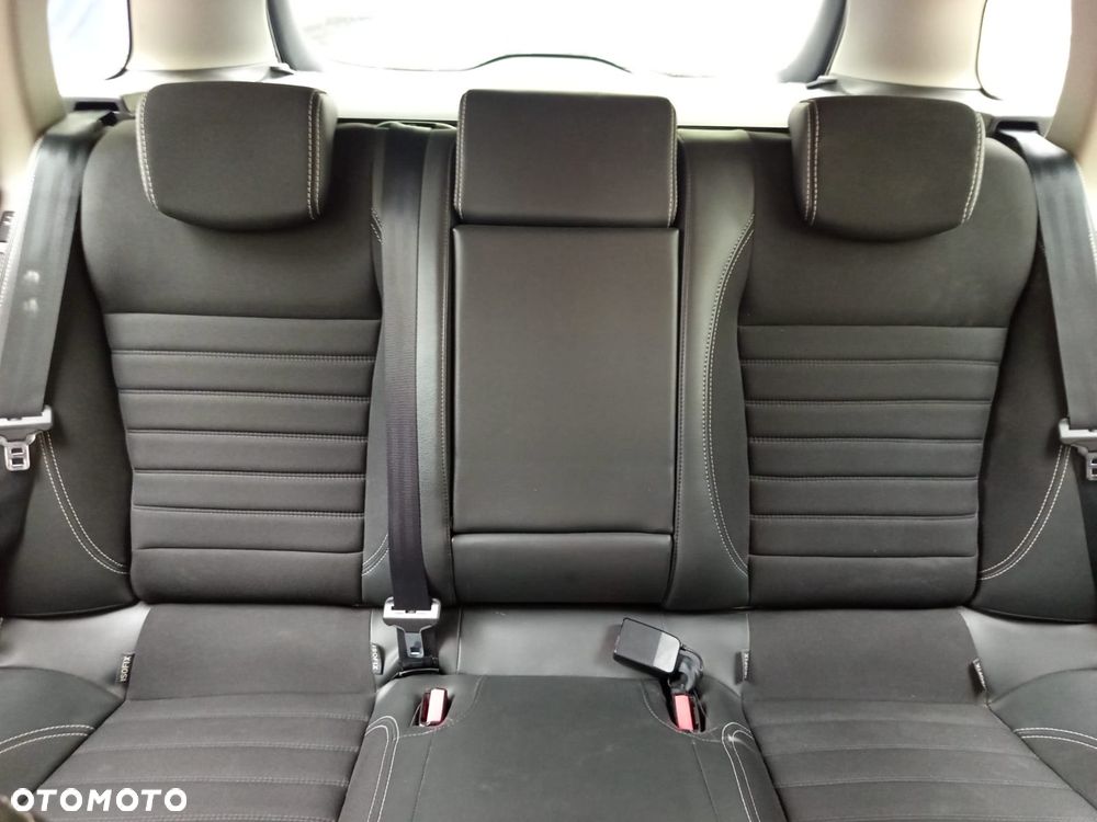 Renault Laguna dCi 110 FAP EDC Limited - 8