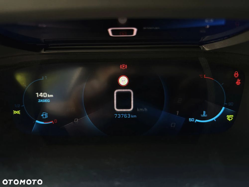 Peugeot 2008 BlueHDi 100 Allure - 25