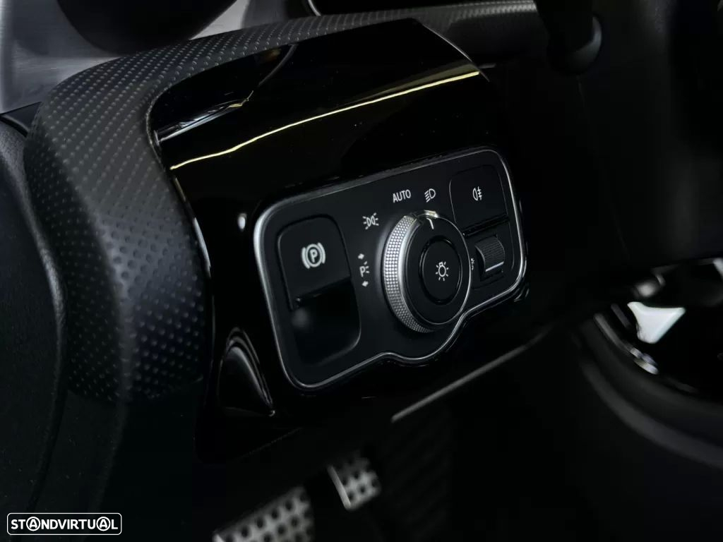 Mercedes-Benz A 180 d AMG Line Aut. - 32