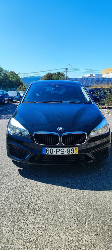 BMW 218 d Coupe Advantage — fotografia 4