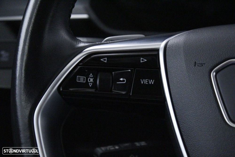 Audi Q8 e-Tron 55 quattro Advanced - 23