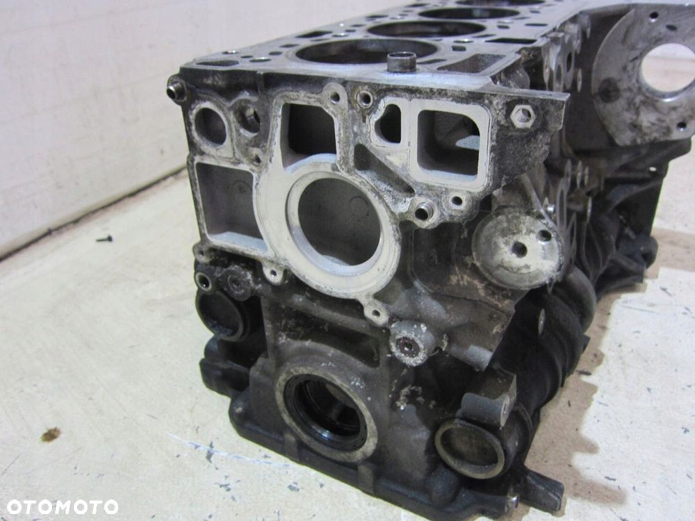 BMW E90 E60 X3 E83 BLOK SILNIKA DÓŁ N47D20A N47 - 15
