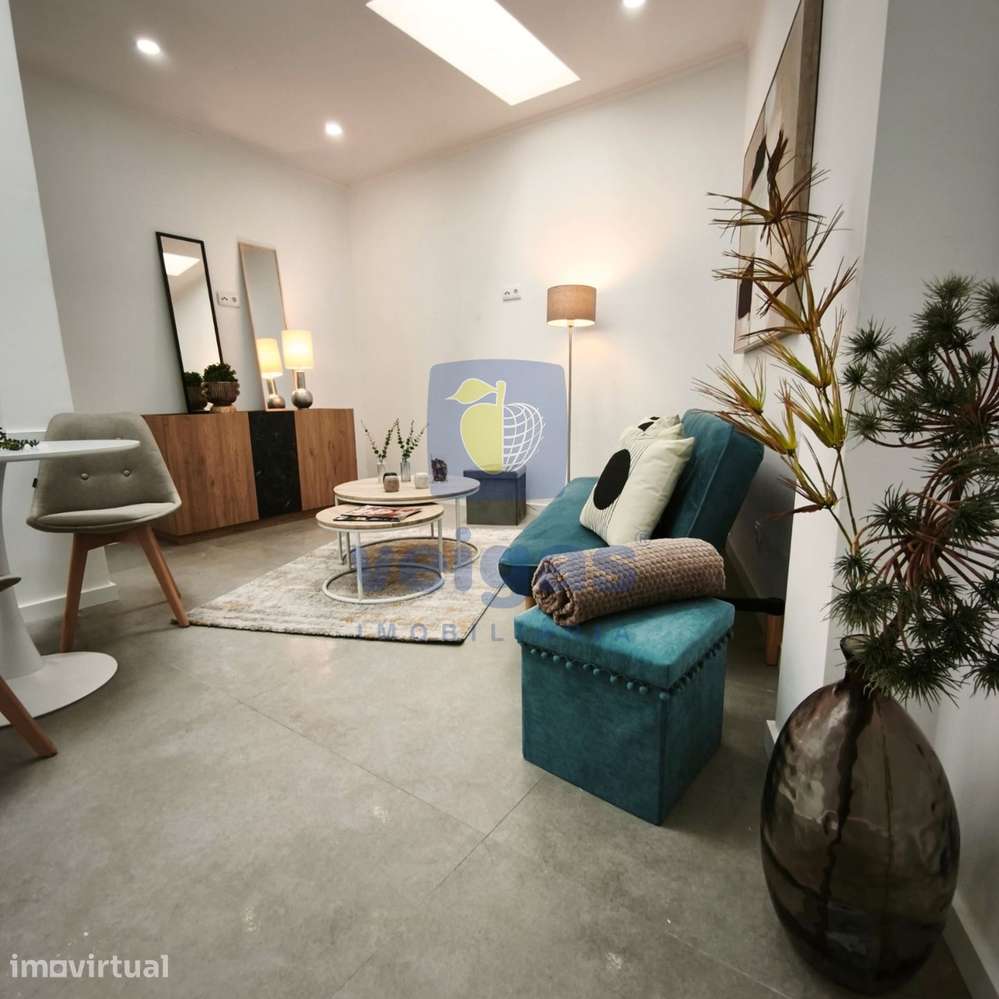 Apartamento renovado com 3 quartos em Benfica, Lisboa - Grande imagem: 3/28
