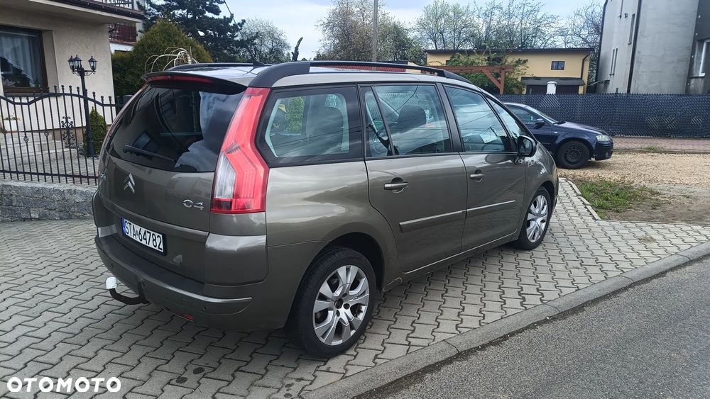 Citroën C4 Grand Picasso 2.0 16V 7-Sitzer EGS6 Exclusive - 4