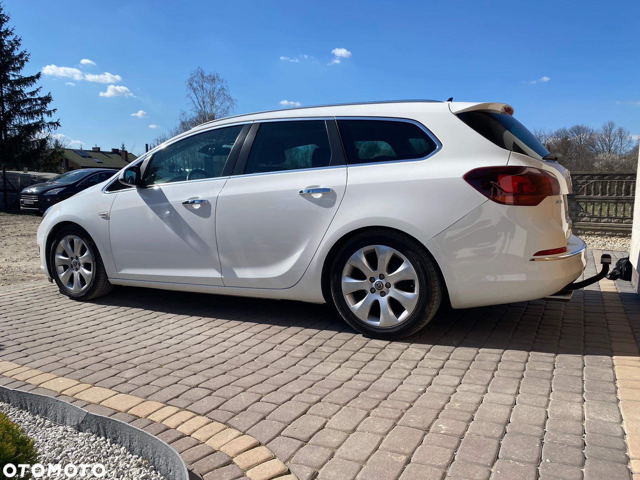 Opel Astra IV 1.4 T Cosmo - 5