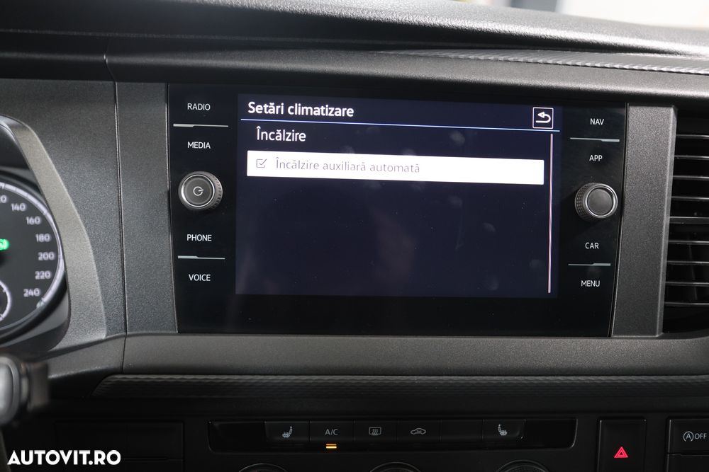 Volkswagen Caravelle LR Highline DSG - 20