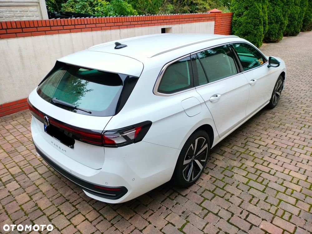 Volkswagen Passat - 5