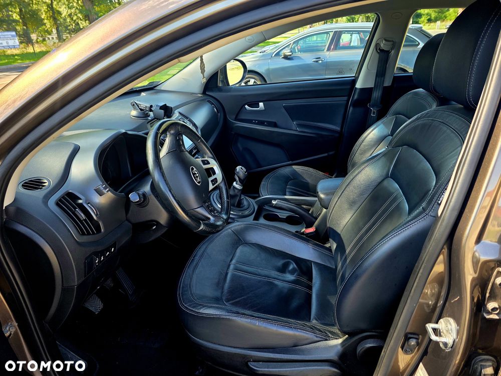 Kia Sportage 2.0 CRDI XL AWD - 8