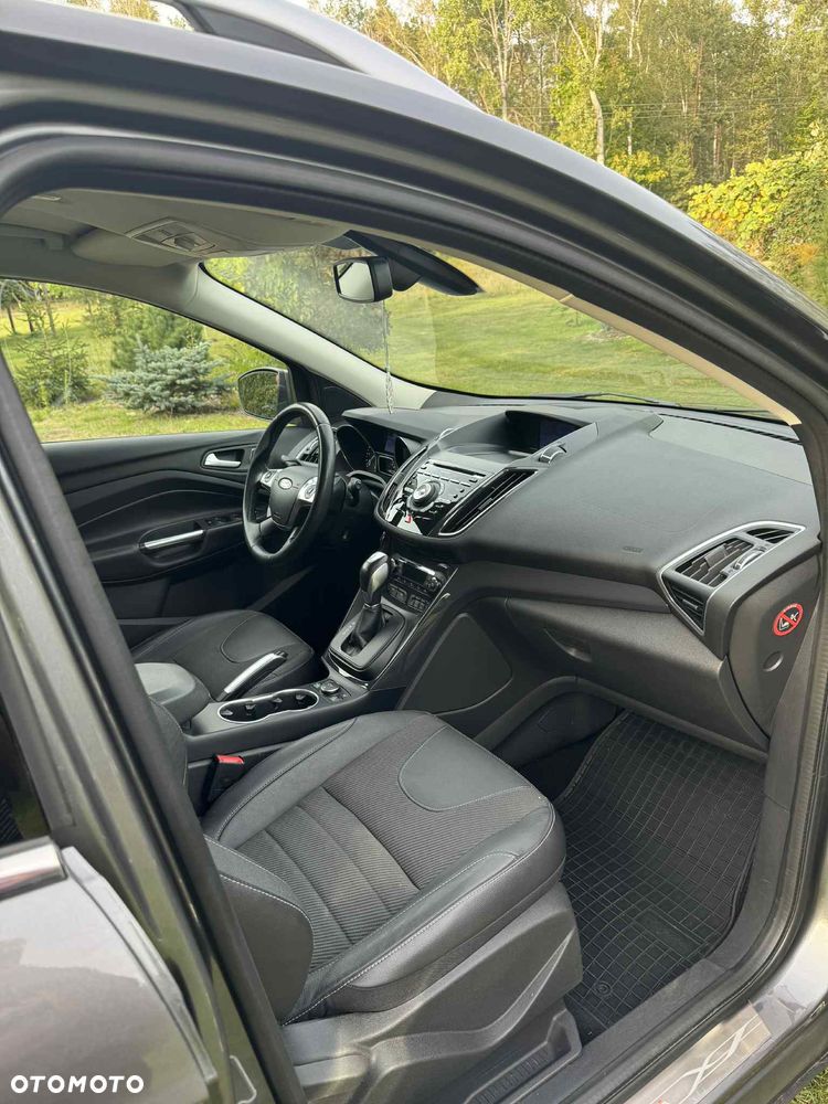 Ford Kuga 2.0 TDCi 4x4 Titanium - 2