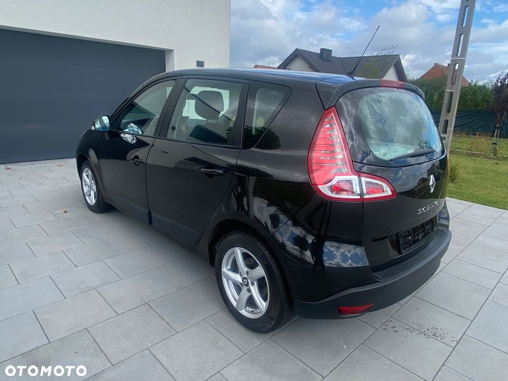 Renault Scenic 1.6 16V 110 Authentique - 29