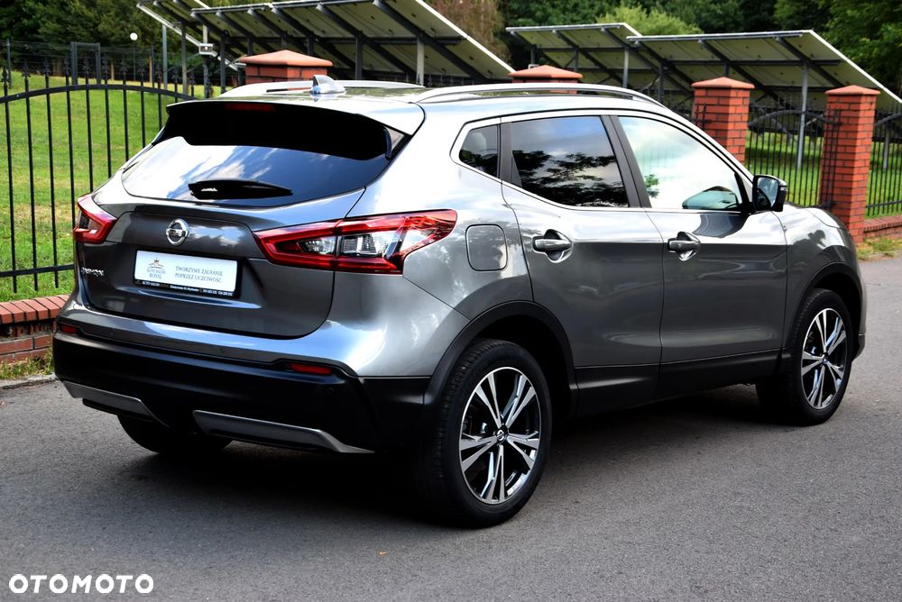 Nissan Qashqai 1.3 DIG-T Tekna - 10