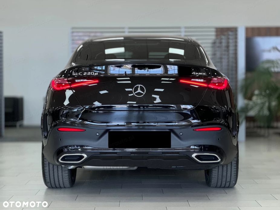 Mercedes-Benz GLC 220 d mHEV 4-Matic AMG Line - 4