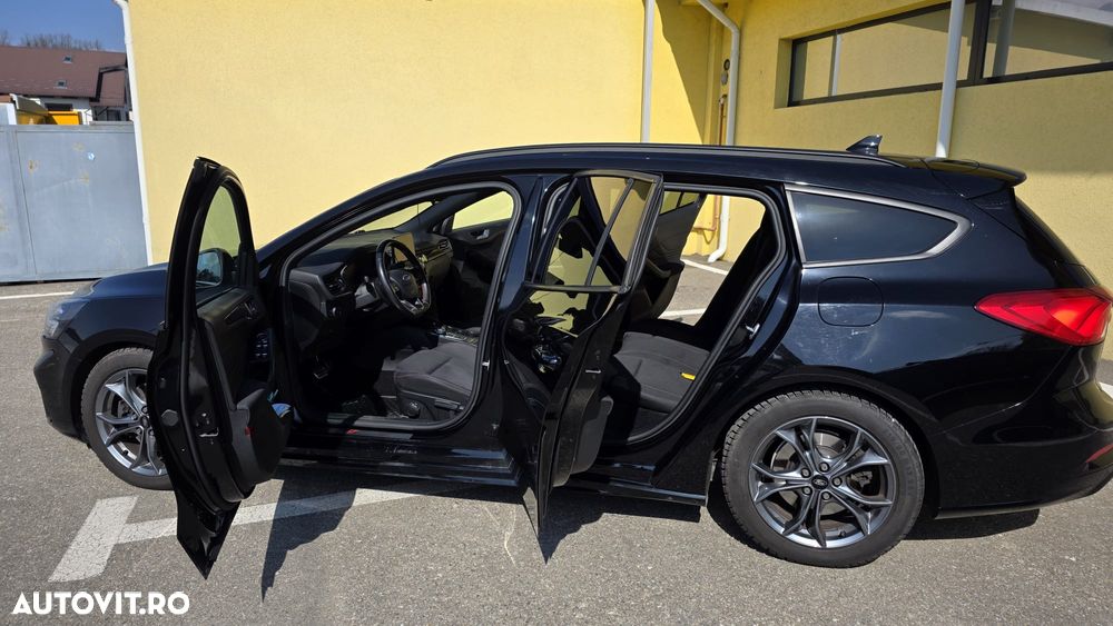 Ford Focus 1.5 EcoBlue Start-Stopp-System Aut. ST-LINE - 3