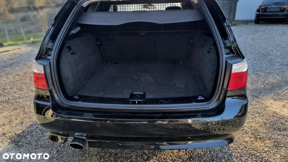 BMW Seria 5 520d - 14