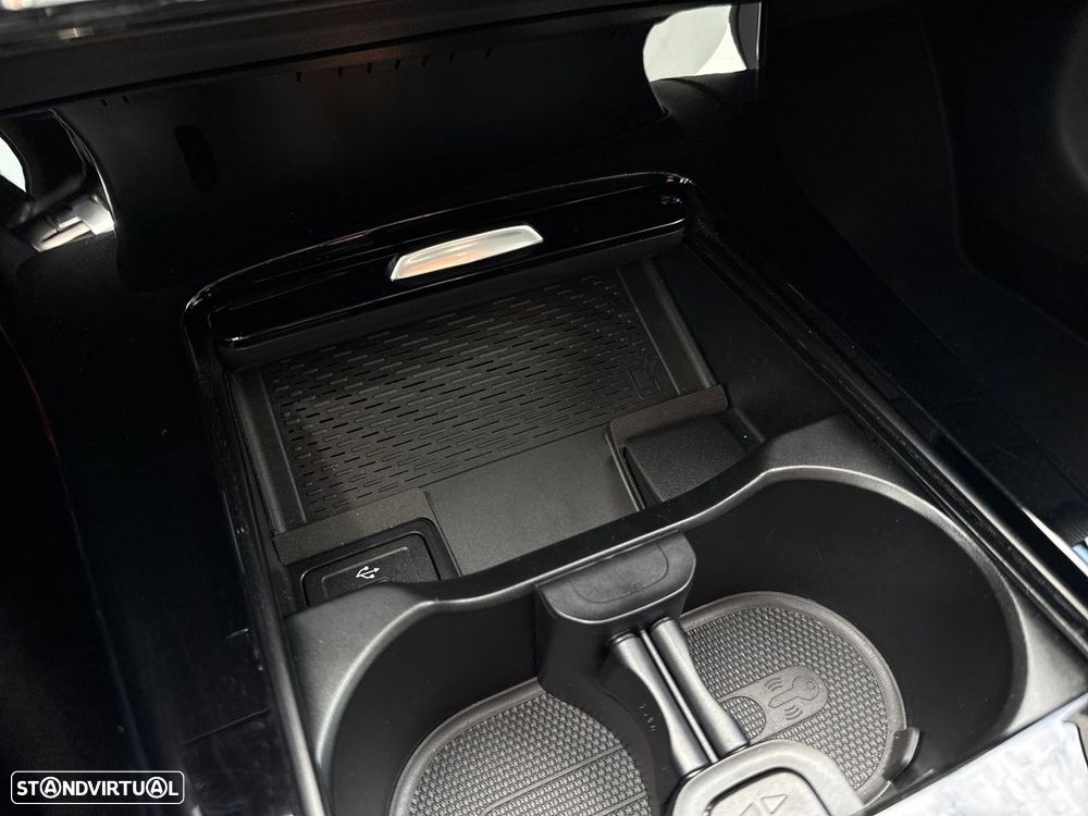 Mercedes-Benz A 200 Standard - 21