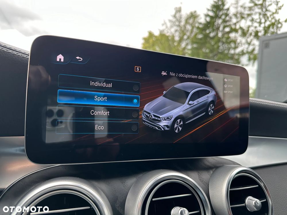 Mercedes-Benz GLC 200 d 4-Matic - 27