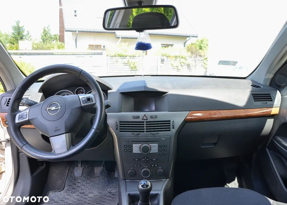 Opel Astra 1.6 - 7