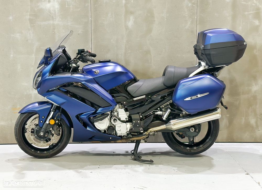 Yamaha FJR 1300 - 2