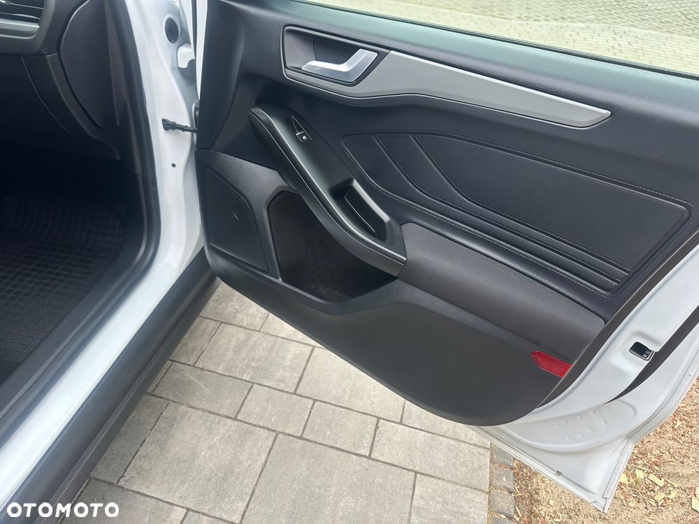 Ford Focus 1.5 EcoBlue SCR Titanium X - 25