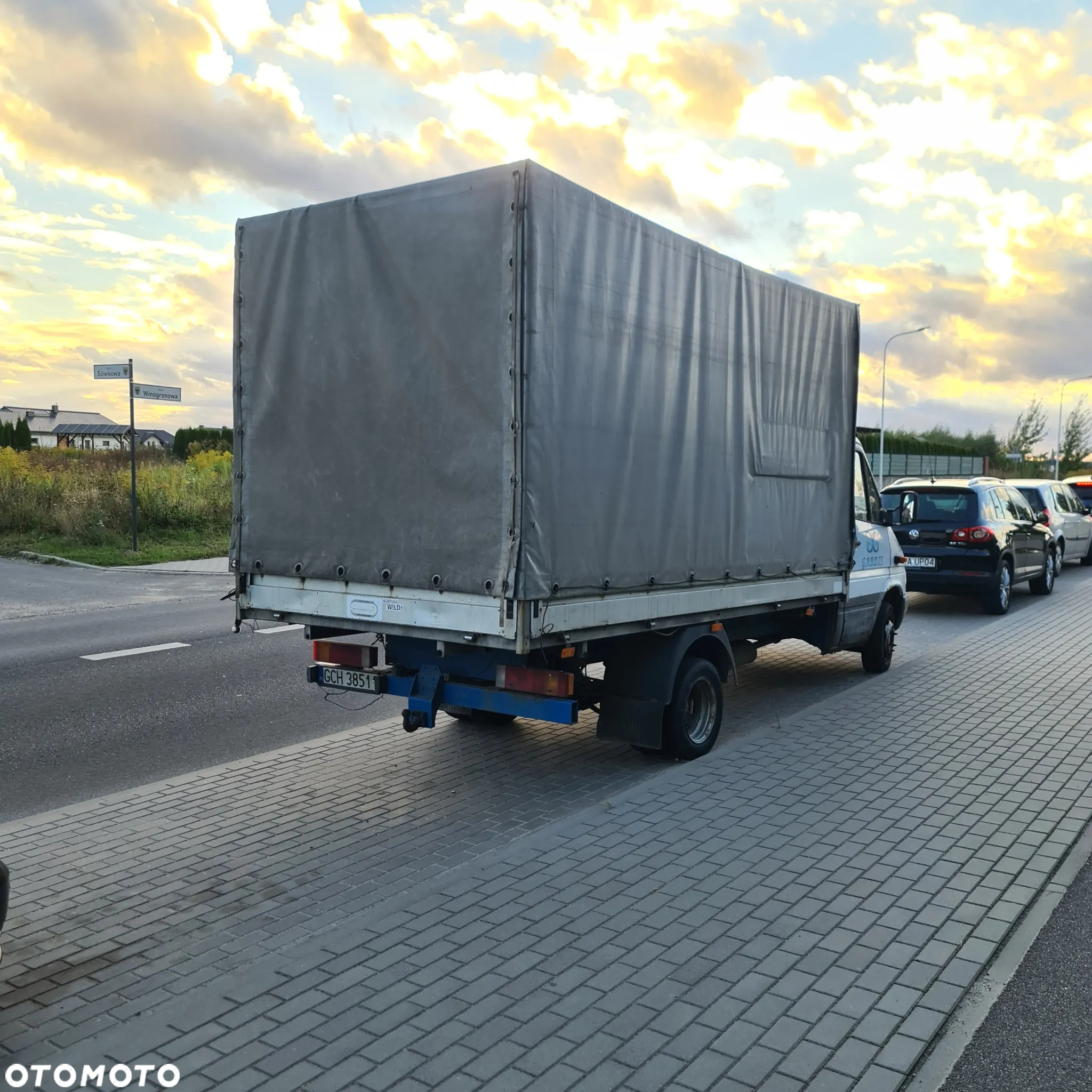 Mercedes-Benz Sprinter - 2