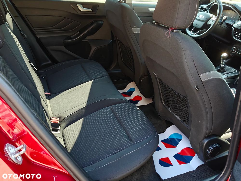 Ford Focus 1.0 EcoBoost Titanium ASS - 8