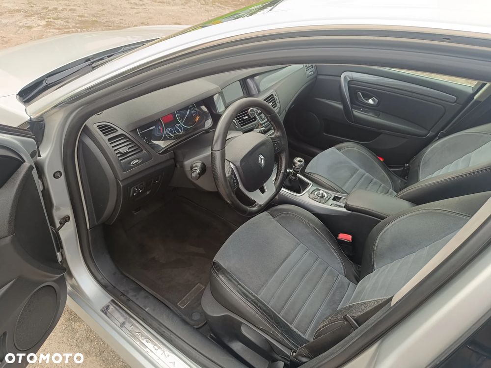 Renault Laguna 2009 photo 3