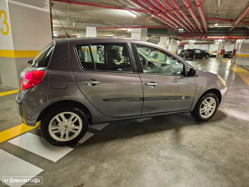 Renault Clio 1.2 16V Dynamique - 5