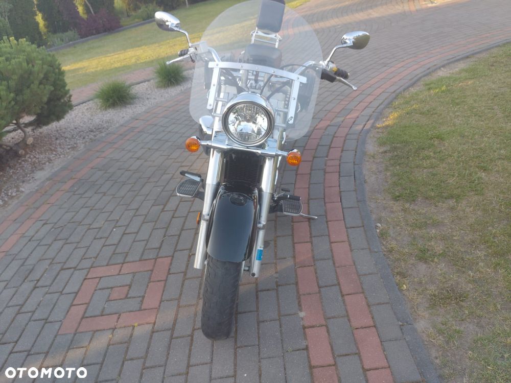 Suzuki Boulevard - 3