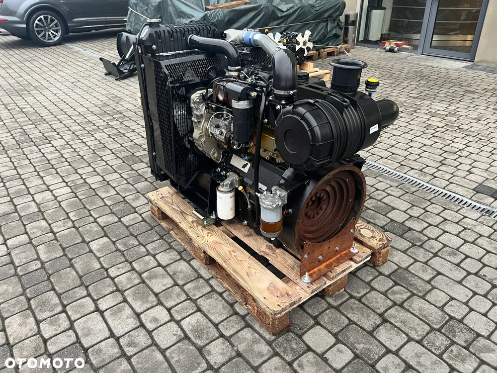 silnik Perkins 1104C 44TA cat c4.4 29000 zł netto - 9