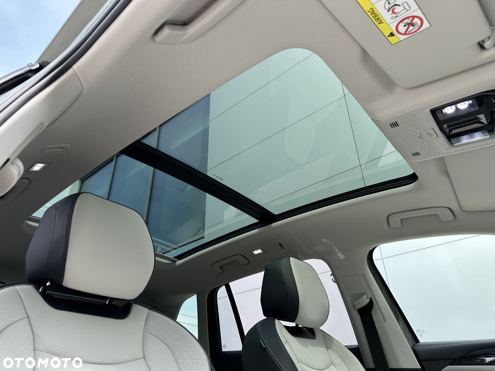 Volkswagen Tiguan - 26