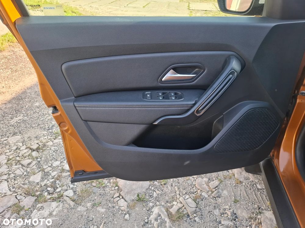 Dacia Duster 1.6 SCe Prestige 4WD - 27