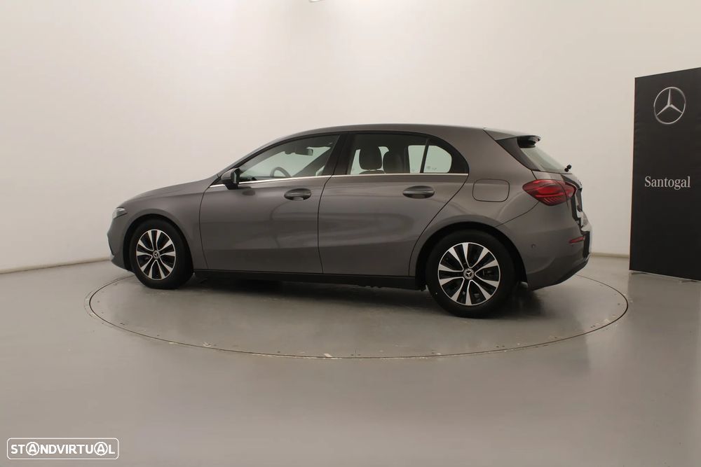 Mercedes-Benz A 200 Standard - 11