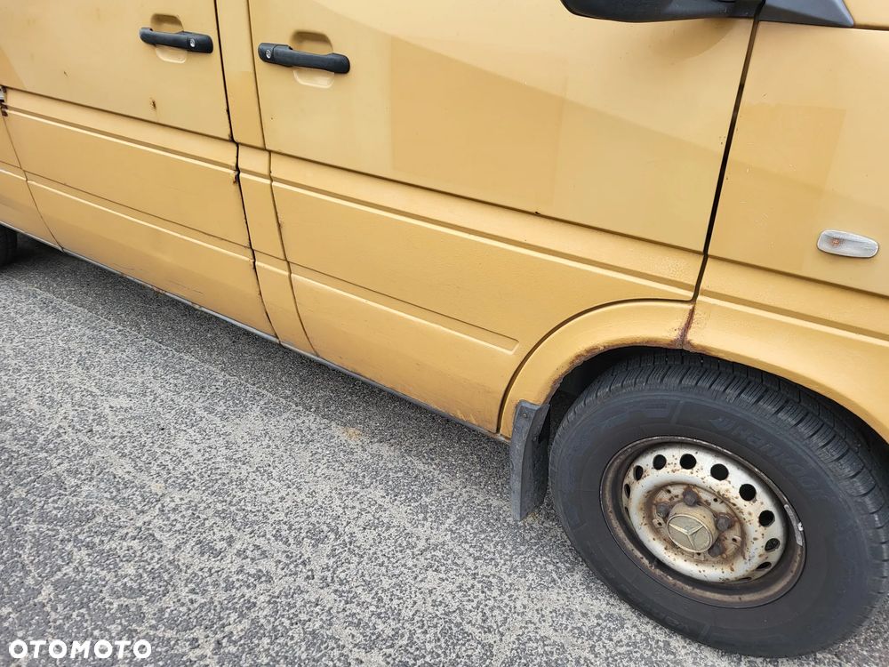 Mercedes-Benz Sprinter - 27