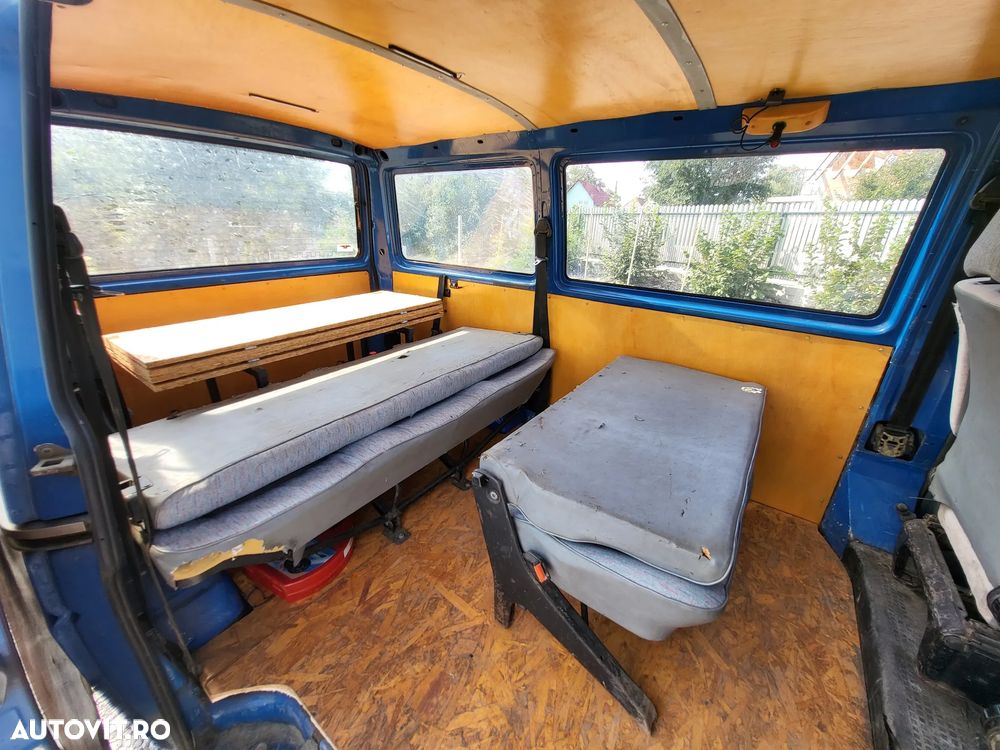 Volkswagen Transporter - 13