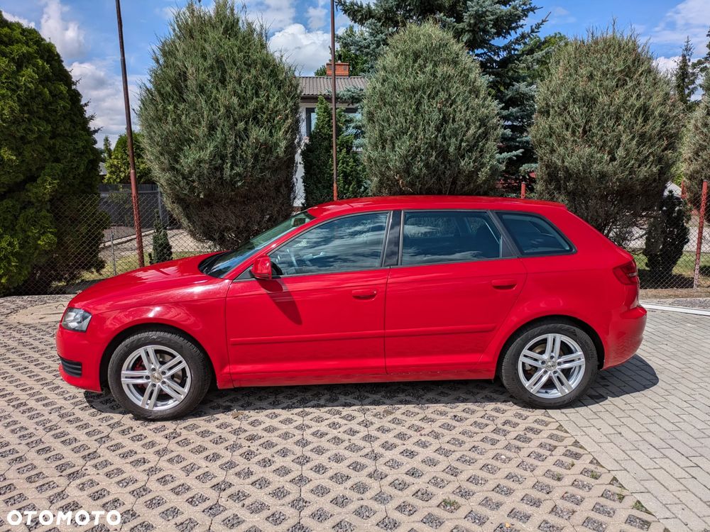 Audi A3 Sportback - 2