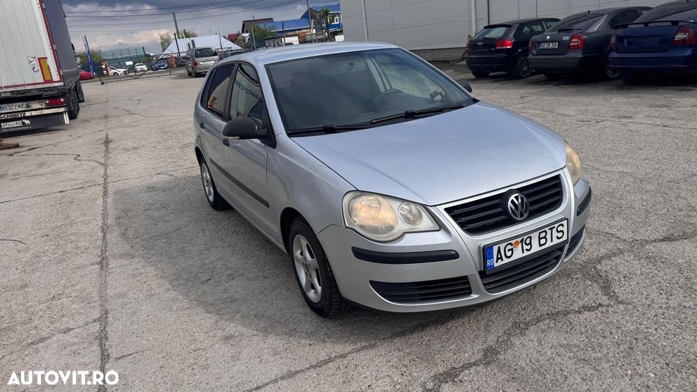 Volkswagen Polo 1.2 Attractive - 3