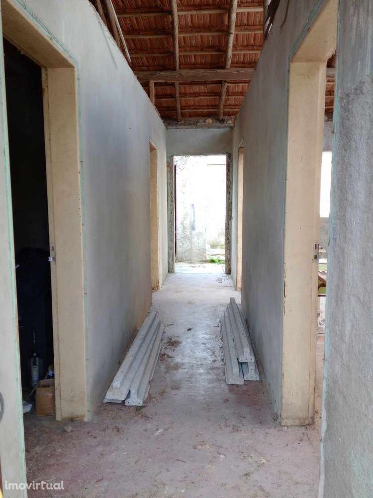 Vende-se moradia para renovar na Lamarosa, Coimbra. - Grande imagem: 2/12
