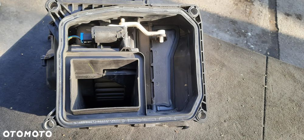 AUDI A6 C6 Zderzak tył sedan Drzwi   tył lewy Klapa tył sedan Kolor LZ7Q  Wentylator dmuchawa Kabiny 4f0820155f Denso - 20