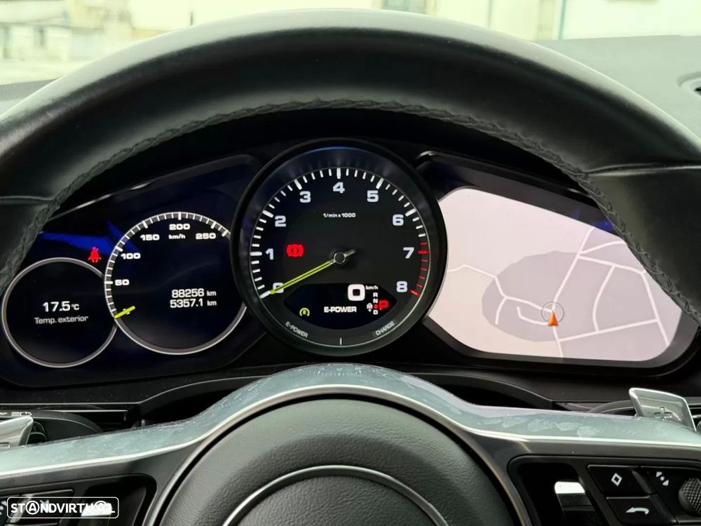 Porsche Cayenne Coupé - 24