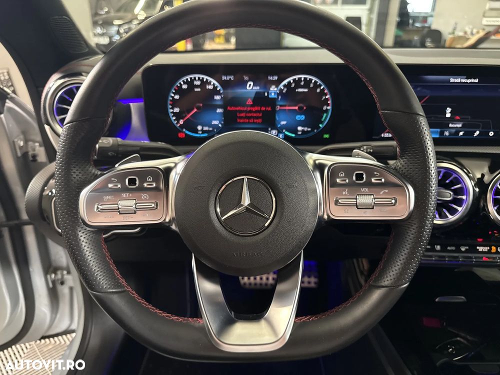 Mercedes-Benz CLA 250 e 8G-DCT AMG Line - 17