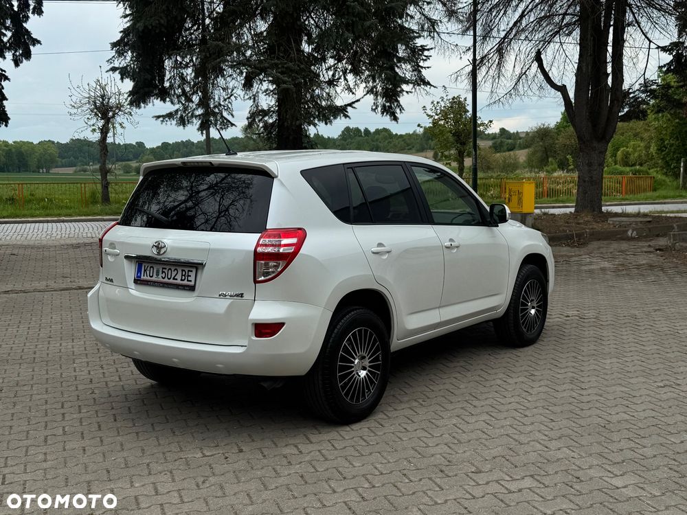 Toyota RAV4 2.2 D-4D 4x2 Life - 5