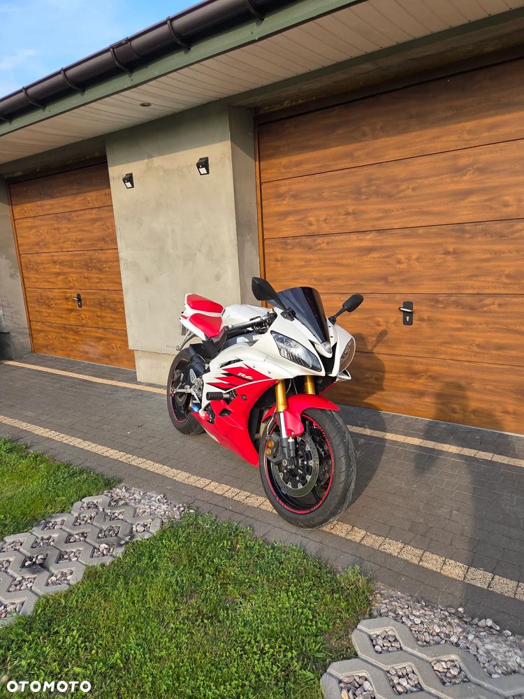 Yamaha R6 - 9