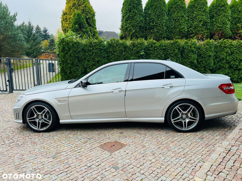 Mercedes-Benz Klasa E - 28