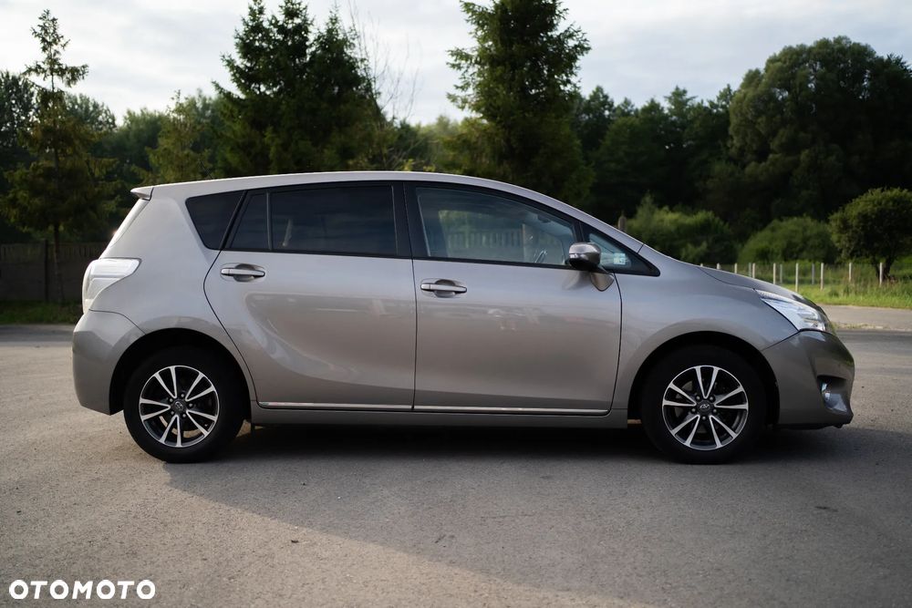 Toyota Verso 1.6 D-4D 5-Sitzer Start/Stop Skyview Edition - 5