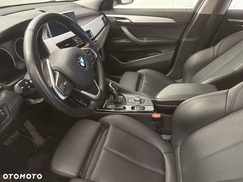 BMW X2 sDrive18i GPF - 11