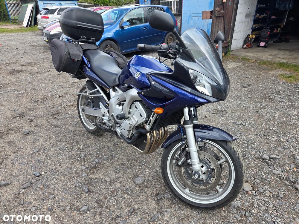 Yamaha FZS - 1