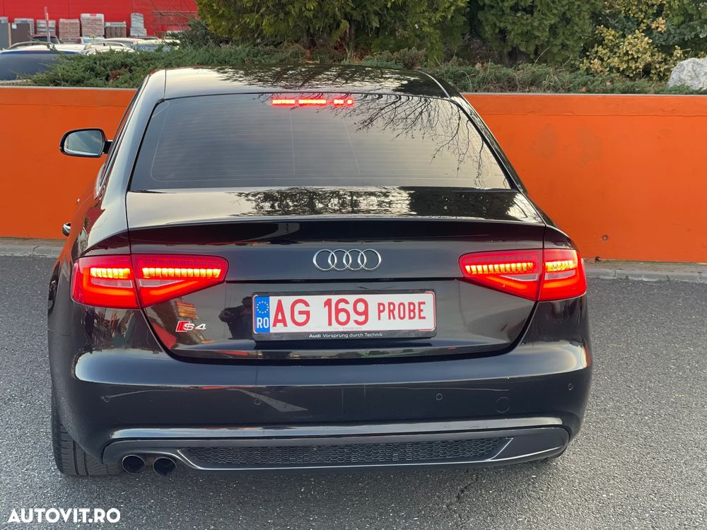 Audi A4 2.0 TDI DPF S line Sportpaket (plus) - 8