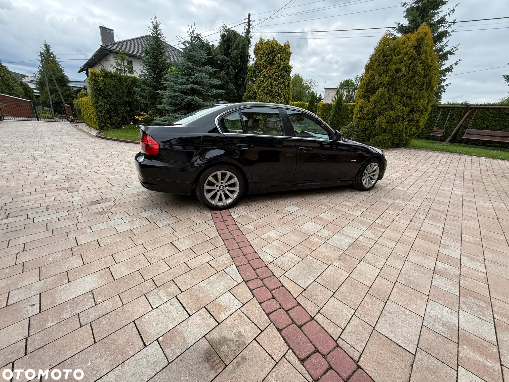 BMW Seria 3 320i - 9
