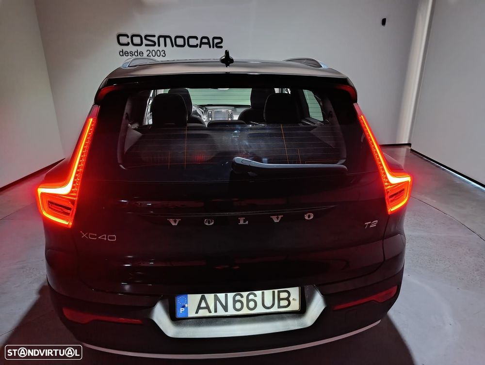 Volvo XC 40 1.5 T2 Momentum Geartronic - 20