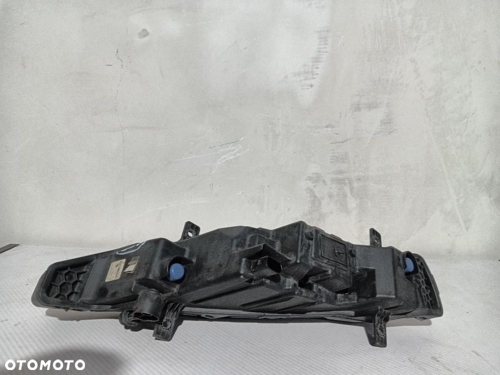HALOGEN PRZÓD PRZEDNI PRAWY SKODA SUPERB 90150339 - 5